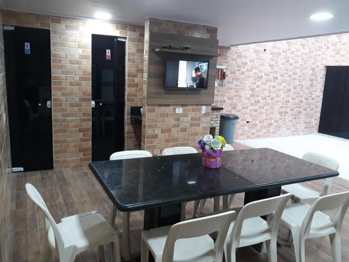 Recanto Bellamar Pousada E Hostel Γκουαρούχα Εξωτερικό φωτογραφία