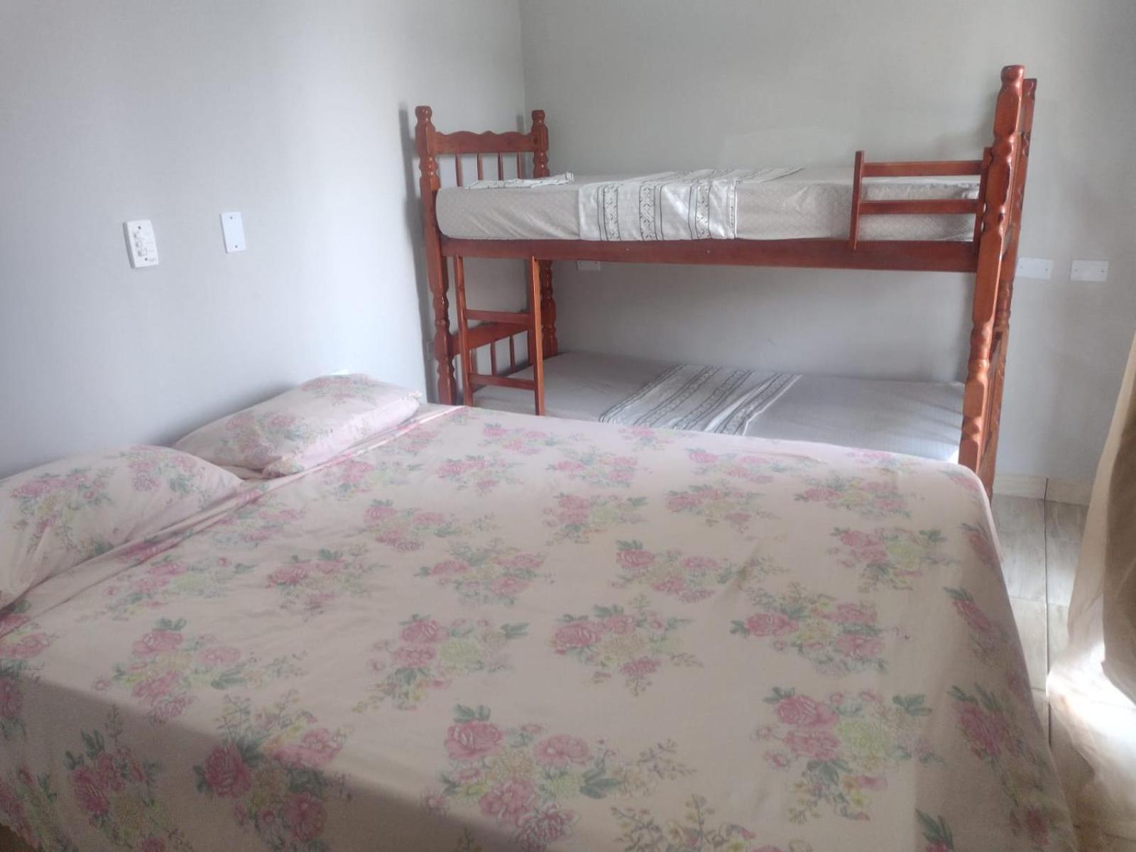 Recanto Bellamar Pousada E Hostel Γκουαρούχα Εξωτερικό φωτογραφία